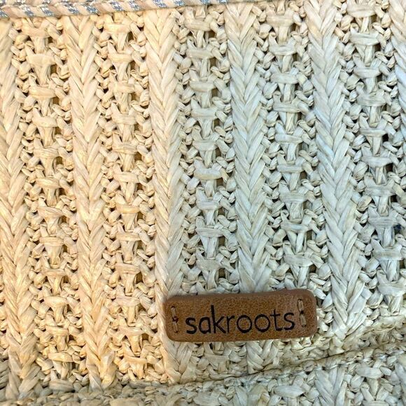 Sakroots NWOT Western/ Southwest vibe bag w/horse charms & tassels many pockets - Picture 13 of 14